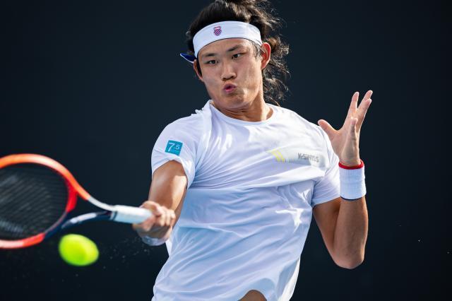 开云体育官网-张之臻止步多哈资格赛首轮 进前100后遭遇新瓶颈？